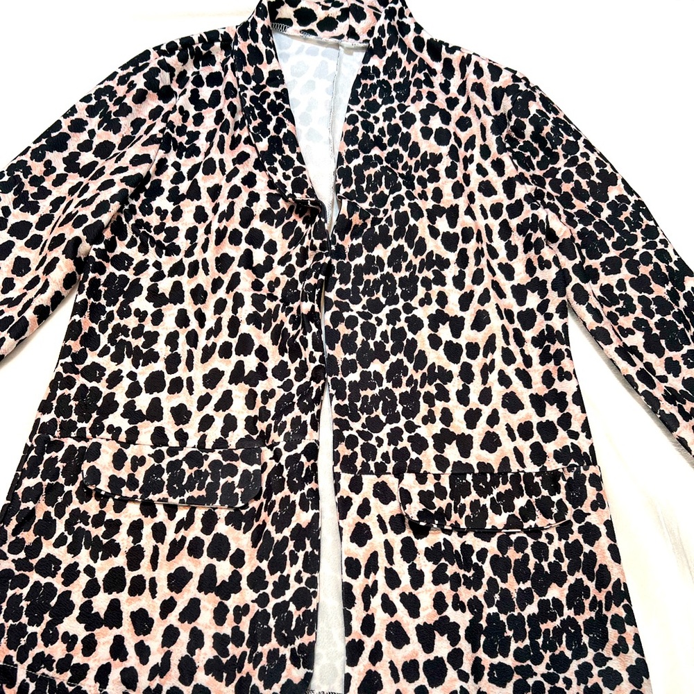Cheetah print blazer -lightweight for spring/summer. Could be used for Halloween